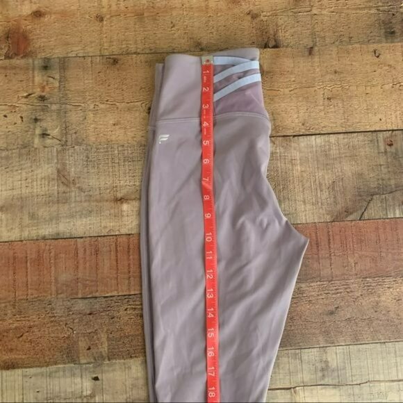 Fabletics womens size S motion 365 full length leggings in light purple - Picture 3 of 9